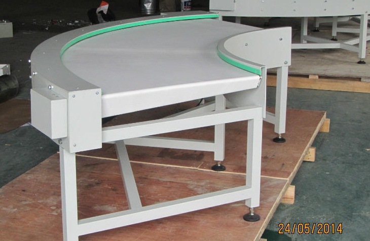 刀口式转弯皮带输送机